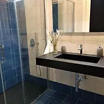 Gibus Oda ve Kahvaltı 4*